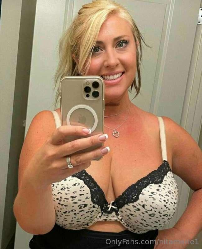 Do you think you could guess my bra size? 😜 