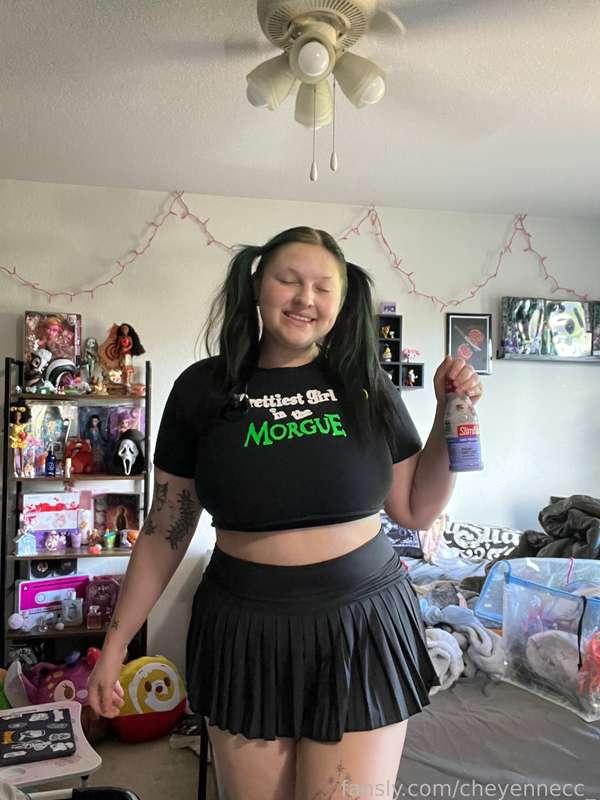 Do you want to drink my protein shakes😉💦🤤


#alt #pigtails #skirt #tattoos #blackhair