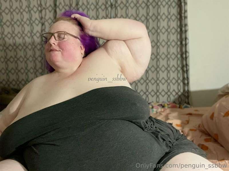 penguin_ssbbw image #3