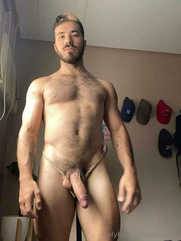 SEXY LATINO GUY ❤️‍🔥
@fedeblue @fedeblue

🍆💦M0NSTER C0CK
😼😼 ..
