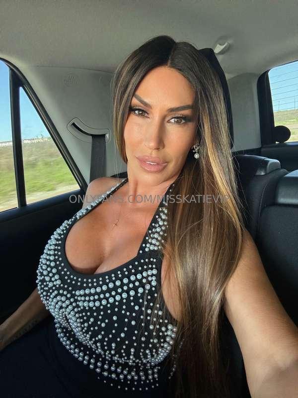 On my way to my nephew’s wedding do u think I will hook up 