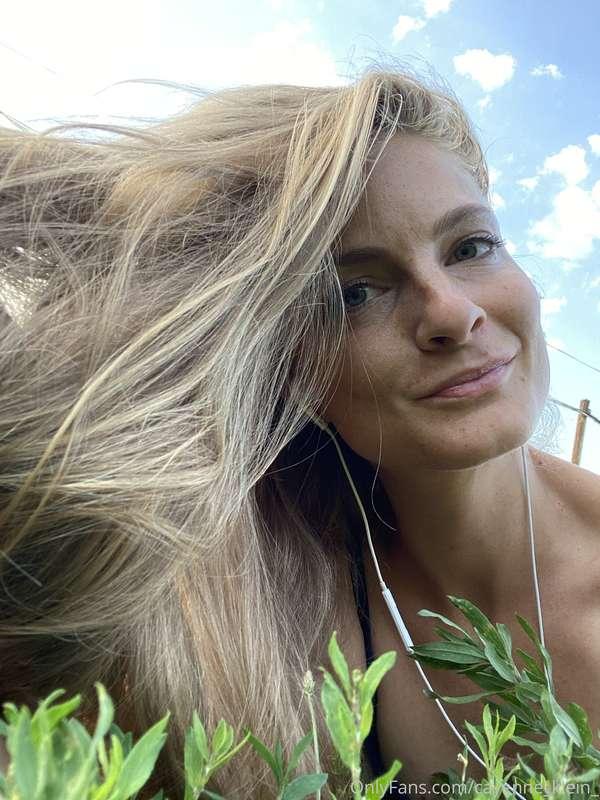 cayenne_klein_ image #4