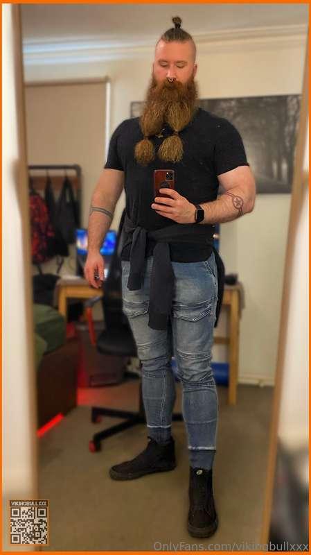 Wanna take me to dinner? 🍔
.
.
https://linktr.ee/VikingBullX..