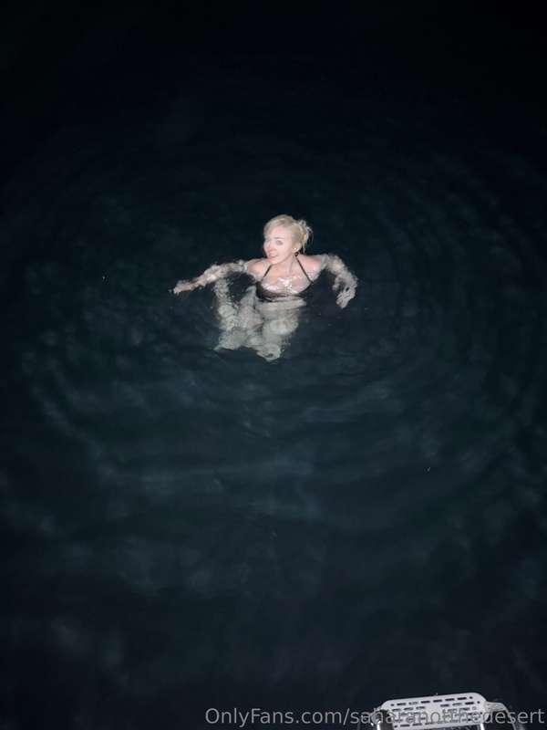 Late night dip 🥺