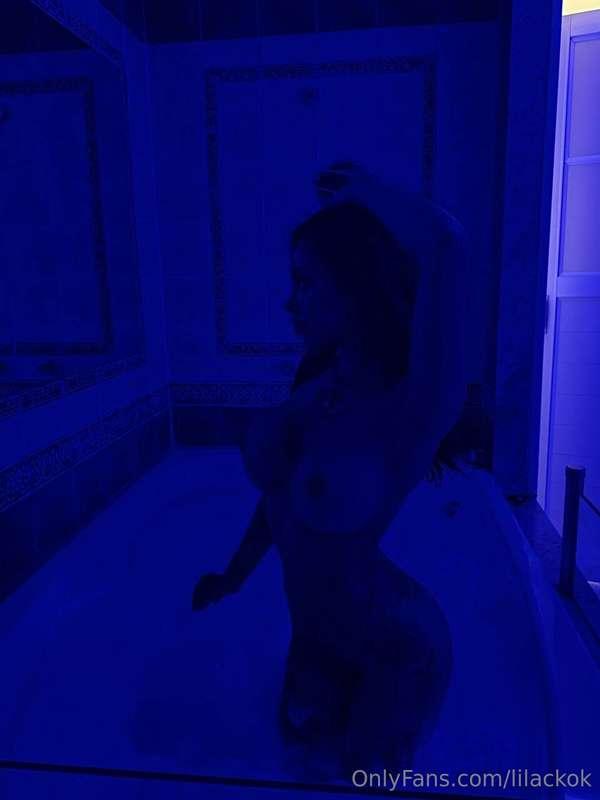 Buen día mis amores, cómo están? 😘Hablamos un ratito? 🙈📩💙