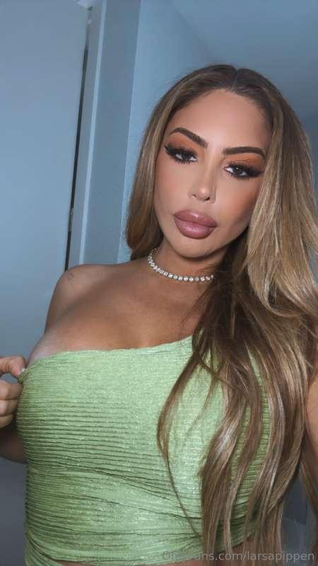 I think green might just be my color...what do you think?