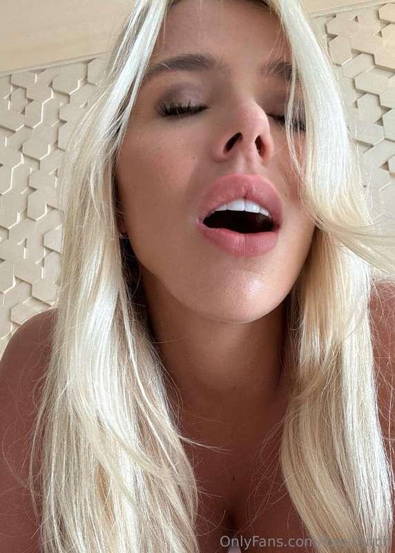 My face when you cum deep inside my Pussy! 👅💦