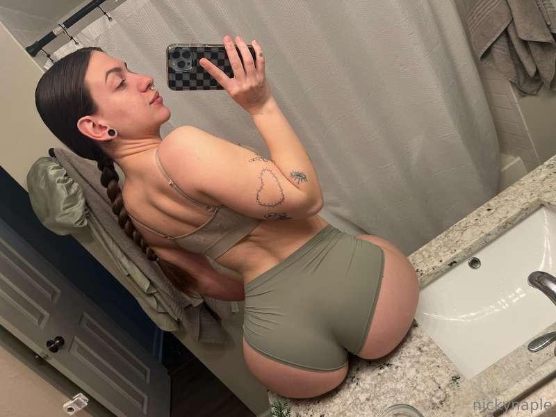 Let me make it clap on your face 