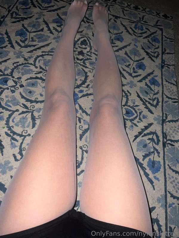 nylonskitten image #0