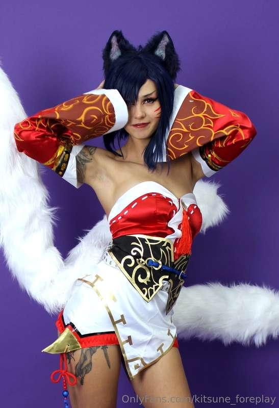 DECEMBER ONLYFANS EXCLUSIVES! AHRI'S CHRISTMAS SURPRISE! 1/2..
