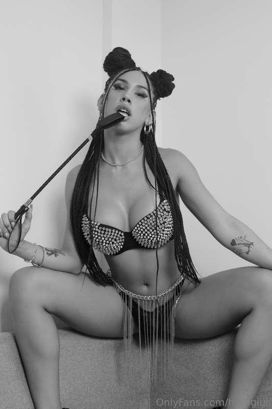 Do You Wanna Be My Bitch? 😈🔥 @giuliturns