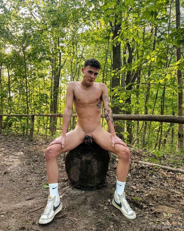 Being the dirty little slut I am💦👀