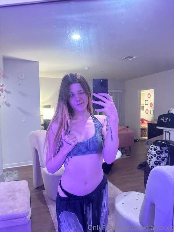 Lazy dayyy, what’re you up to? ☺️