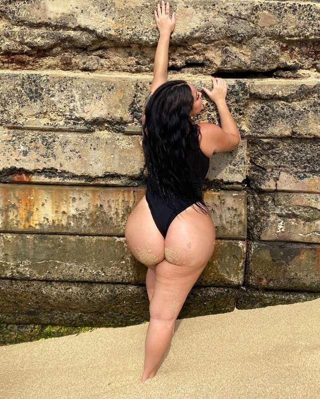 sandy cheeks 🍑
