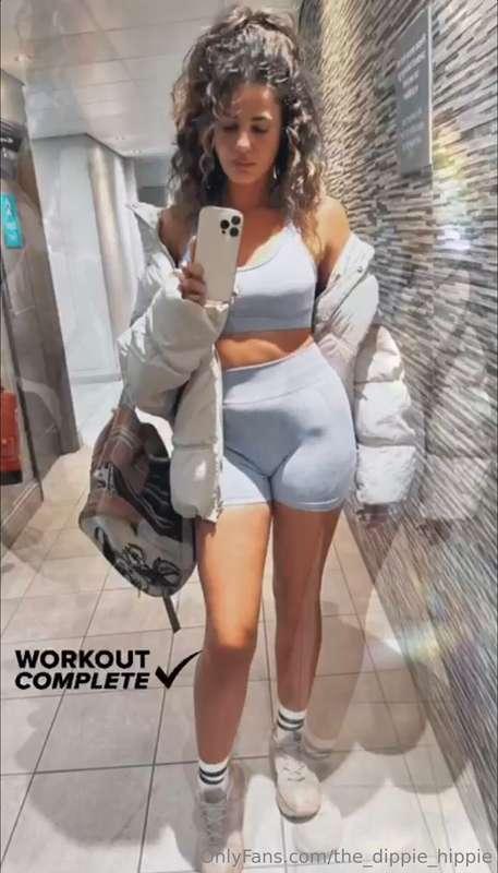 👀 Done with the gym 💗 