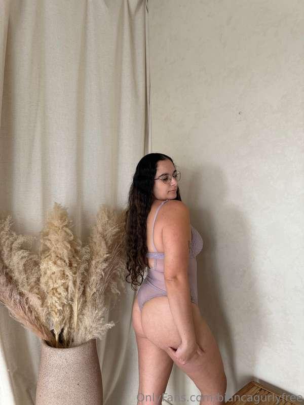 Back or front view? 