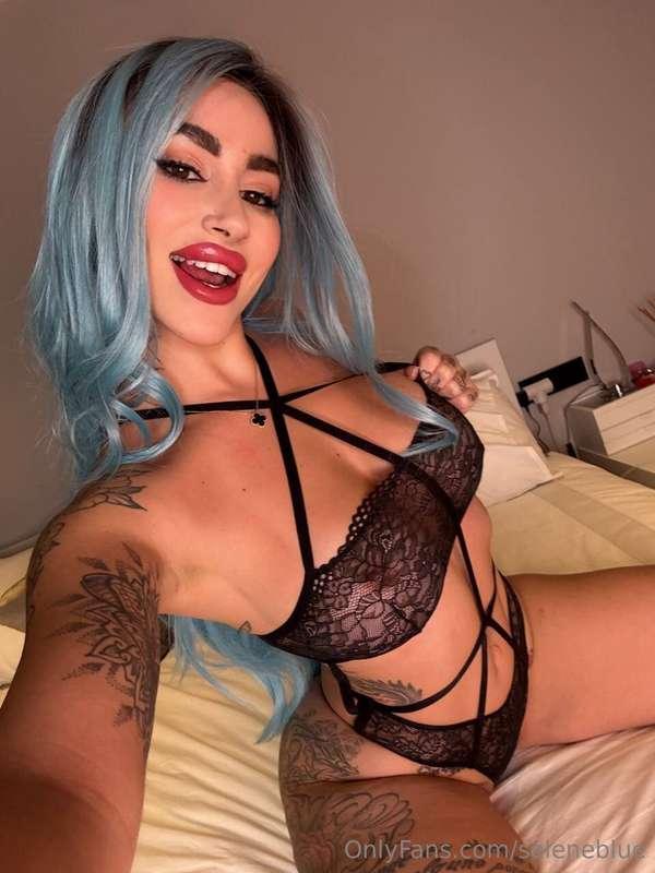 wanna see something more private? 😈
