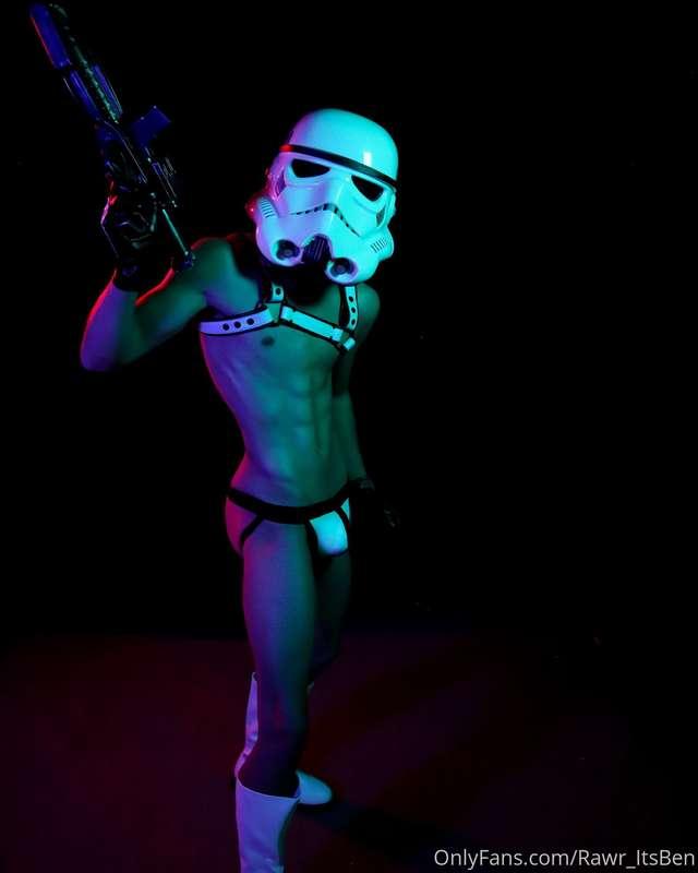 I did a fun Star Wars cosplay where the force caused me to c..
