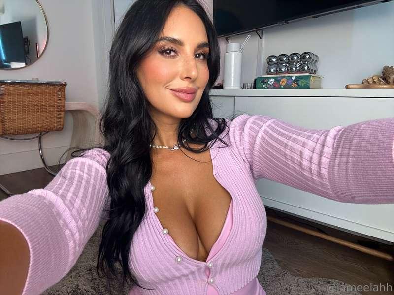 You can only see one type of pink in this pic, but believe m..
