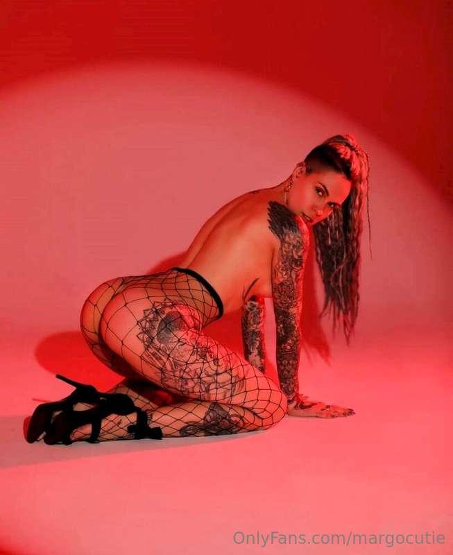 🤍@ria-sky🤍@ria-sky🤍@ria-sky🤍the most obedient slut is waitin..