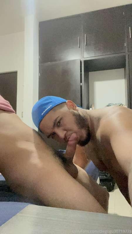 @diegogu30719778 
@juanmacho1 @diegogu30719778 🤤🤤🤤