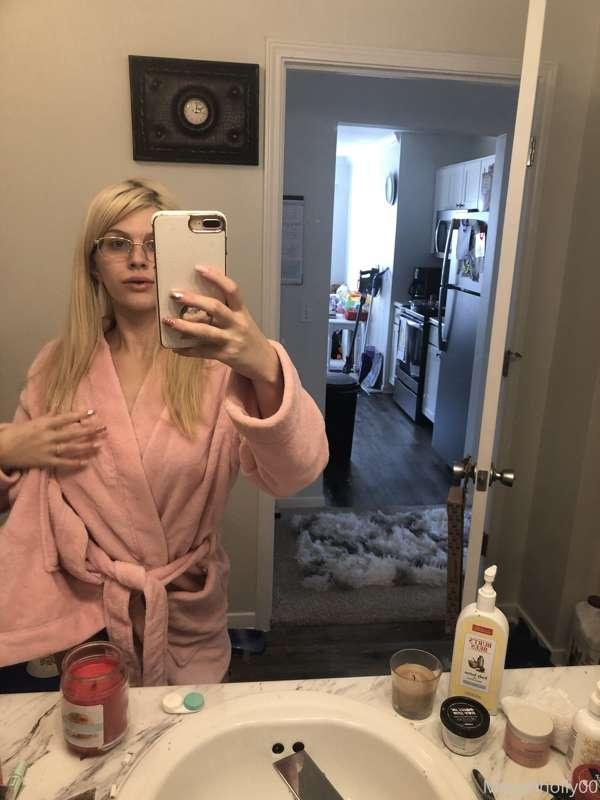 meganholly00 image #0