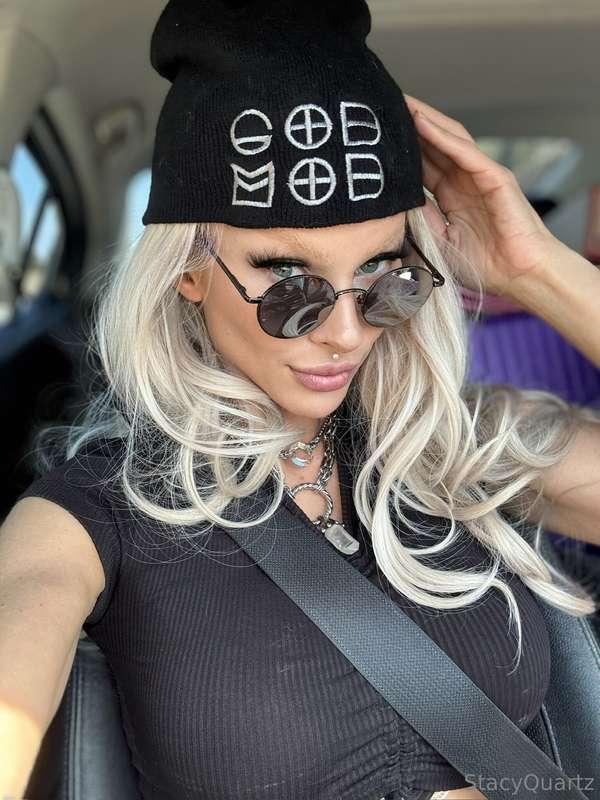 FIRST FAN TO TIP $30 GETS FETISH BUNDLE WORTH $300 RN🖤💦