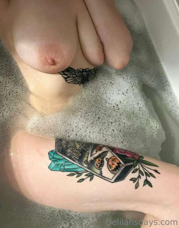 This bath was much needed after the long day I had 😮‍💨 When ..