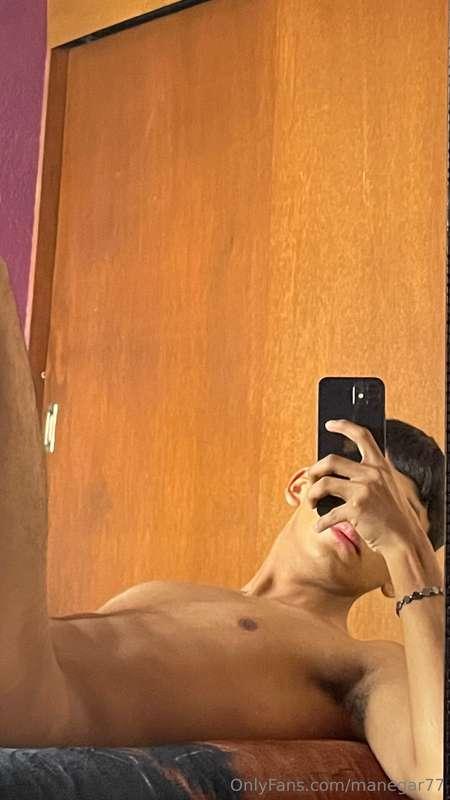No te gustaría tenerme así en tu cama? 😋🔥