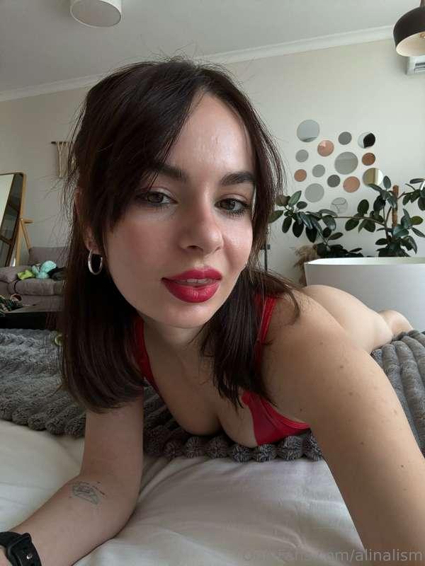 I have a horny mood today🤭 Tip me to see more interesting co..