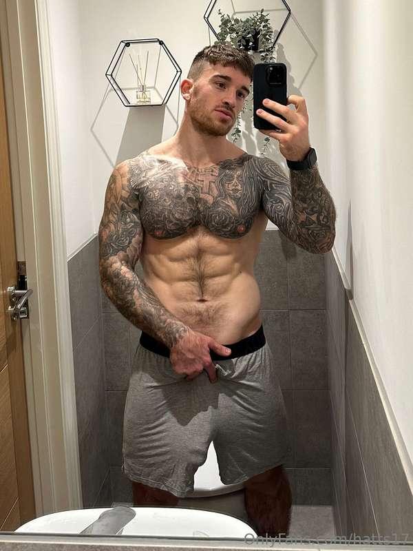 Swipe to see my cock hang free in these grey shorts 😜🎥👀🍆