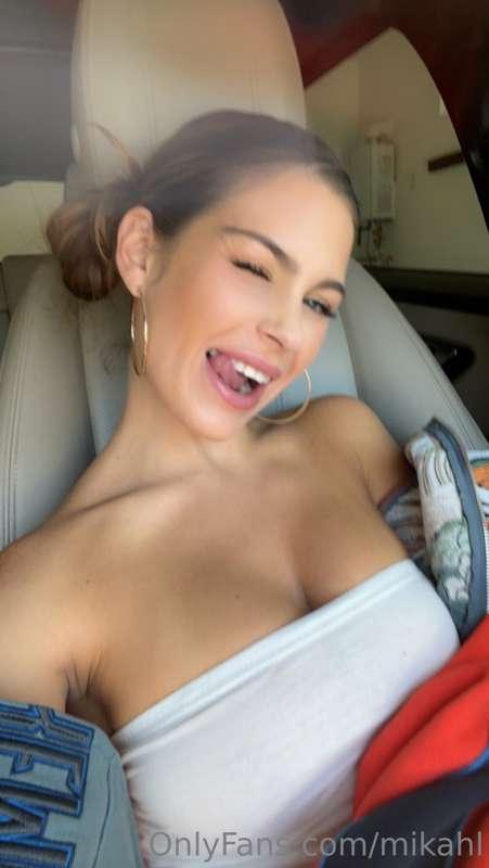 💋💋💋