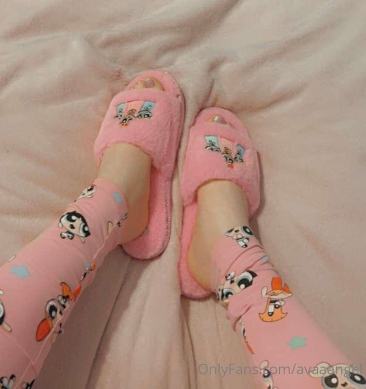 Got carried away taking pics of my new powerpuff girls pjs a..