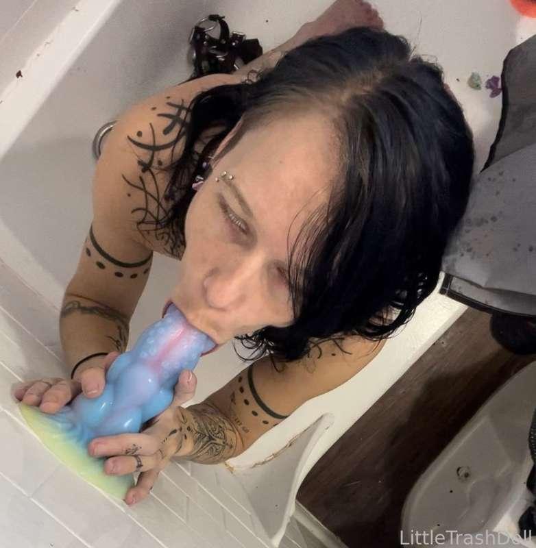 trashdoll image #10