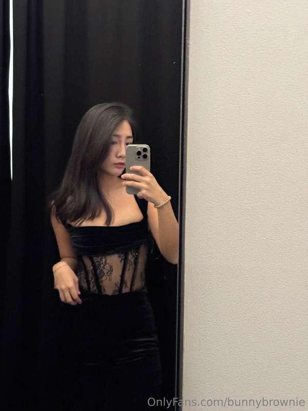 Tight dress. Wet underneath 💦