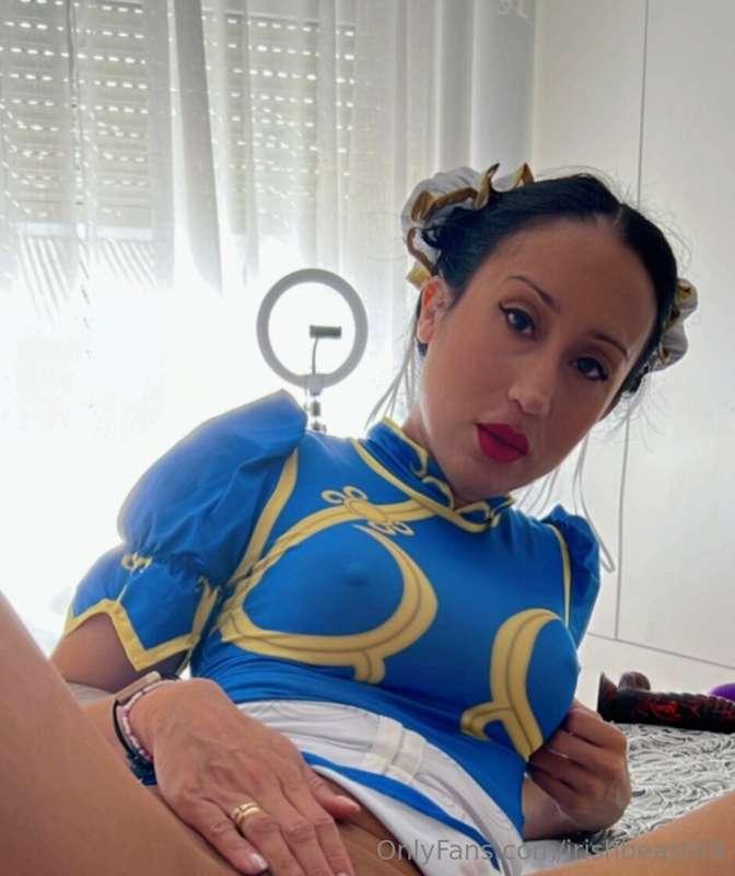 Hey babes! Are you into cosplay?
