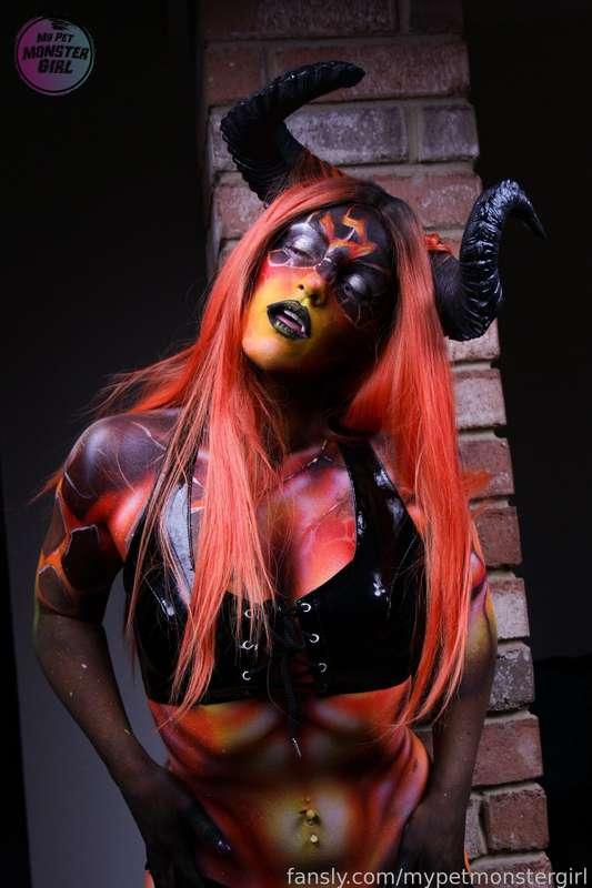 mypetmonstergirl image #2