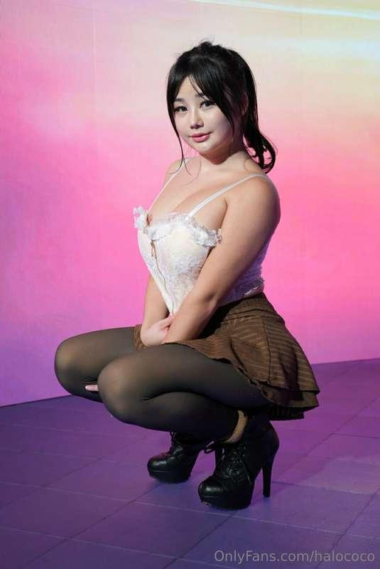 Exclusive sneak peek of my new set 😘❤️  Guess what color pan..