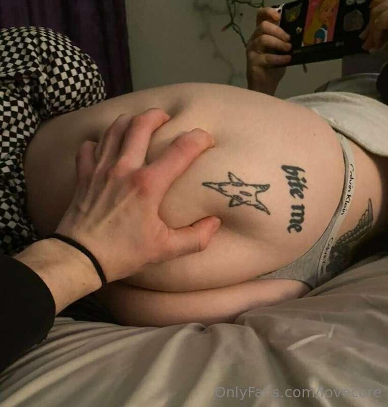 play w me while i play on my switch 💝😜👾💖