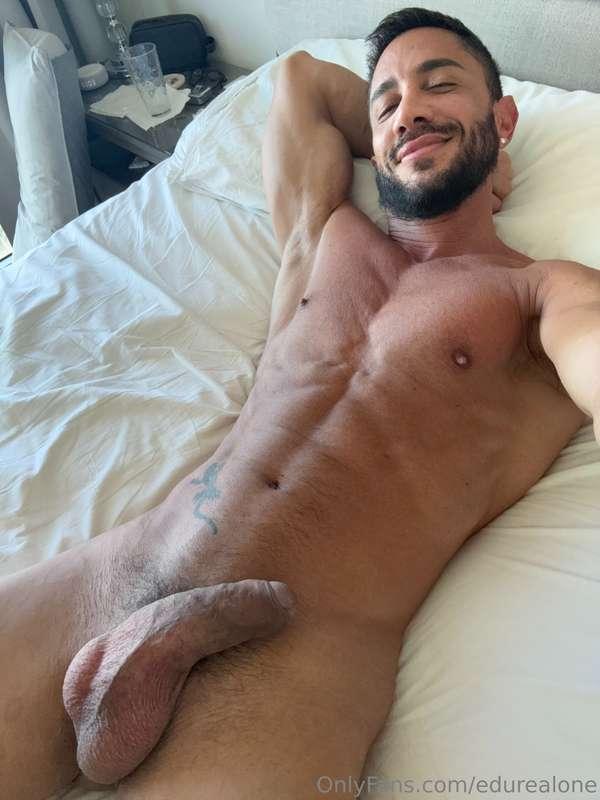 I need someone to drain my balls 💦🍆