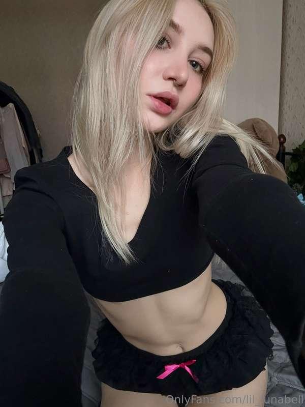 😋 THE MOOD COLOR IS BLACK 😋