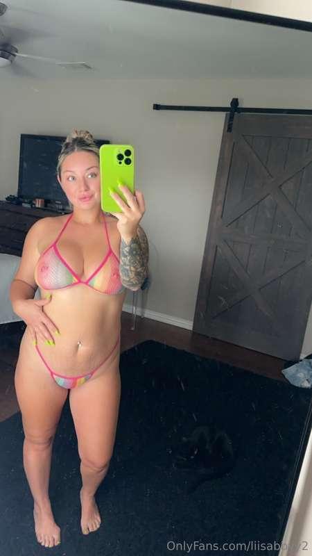 Titty Tuesday!!! Don’t forget my VIP page all videos/ pics p..