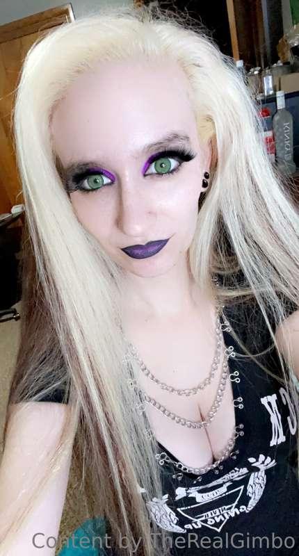 I have a Christmas deal going. Send me something from my Ama..