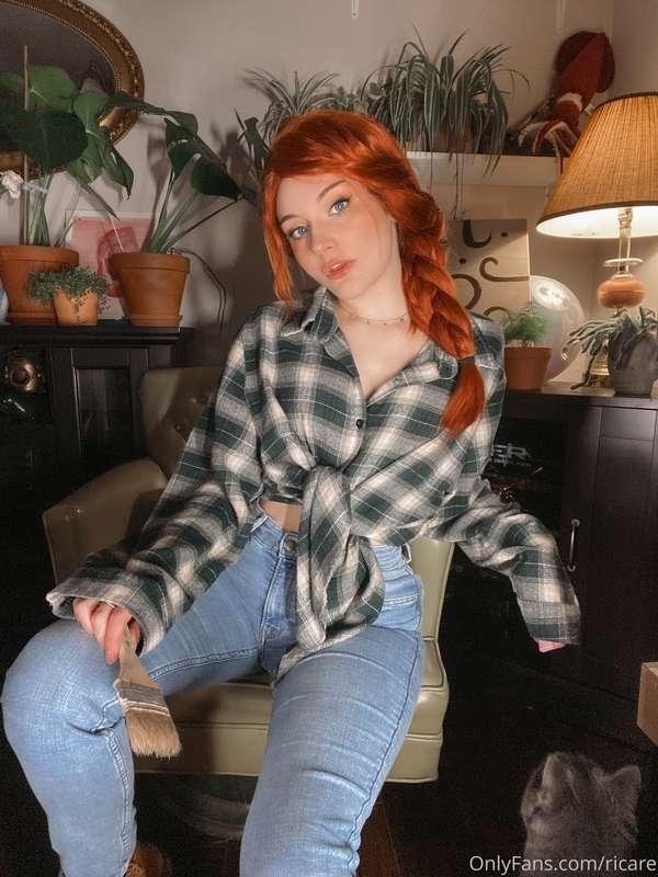 I was Leah from Stardew Valley for Halloween! 🪴 I even paint..