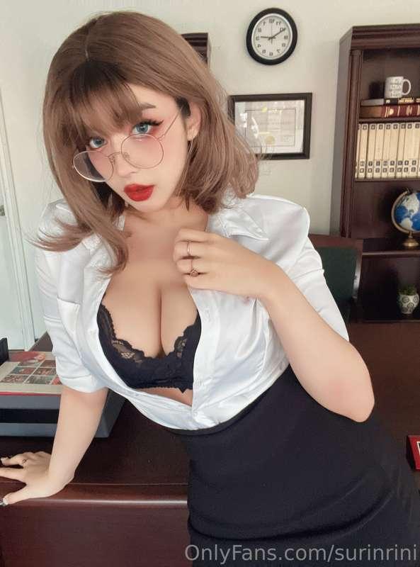School is kicking my ass rn 🥲 i have sets I just need to wor..
