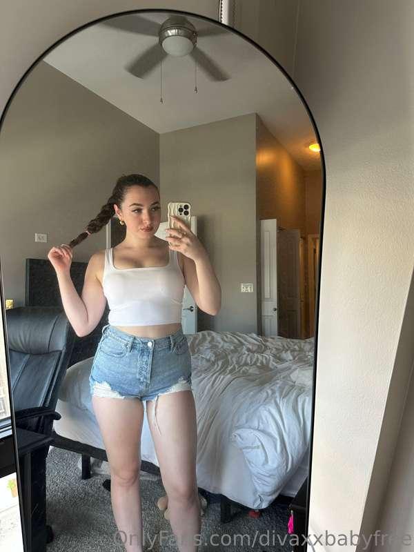 Tip if my boobs turn you on👀