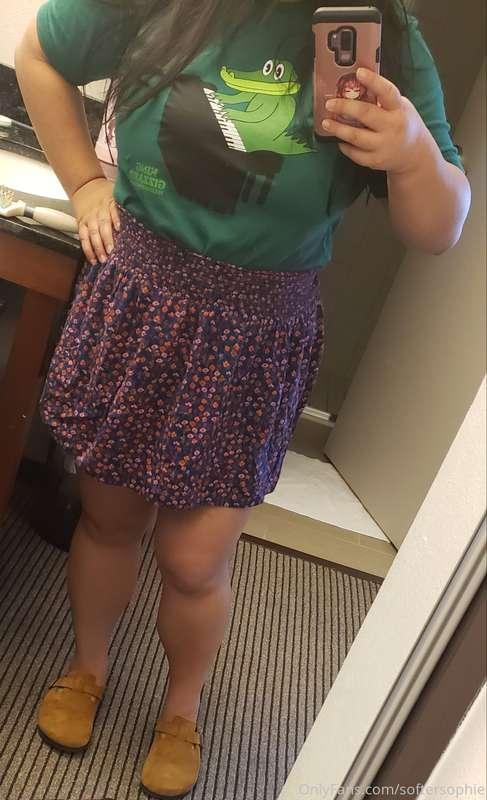 Reppin my King Gizz merch 😆 s/o to my Aussie fans hehe 💕 do ..