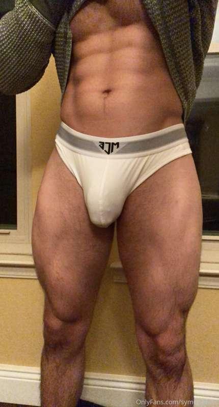 You like guys that squat?