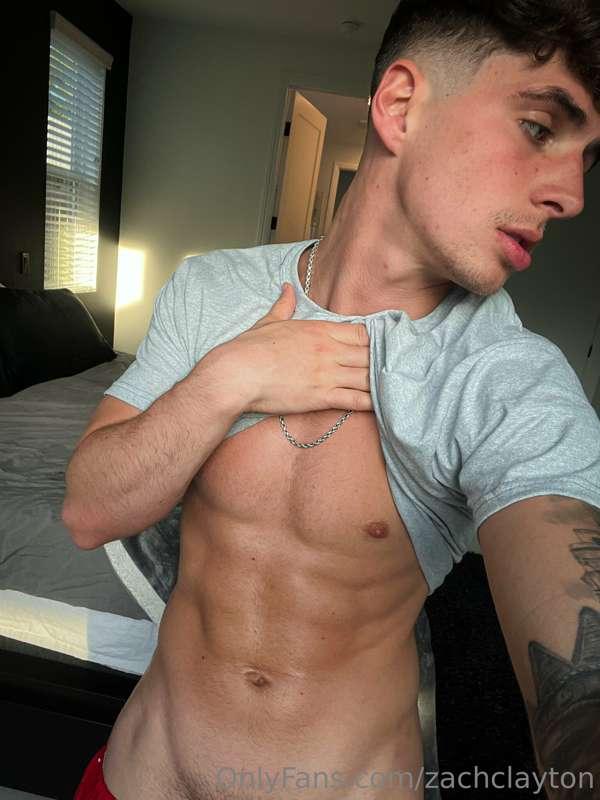 who’s tryna fuck 🥵