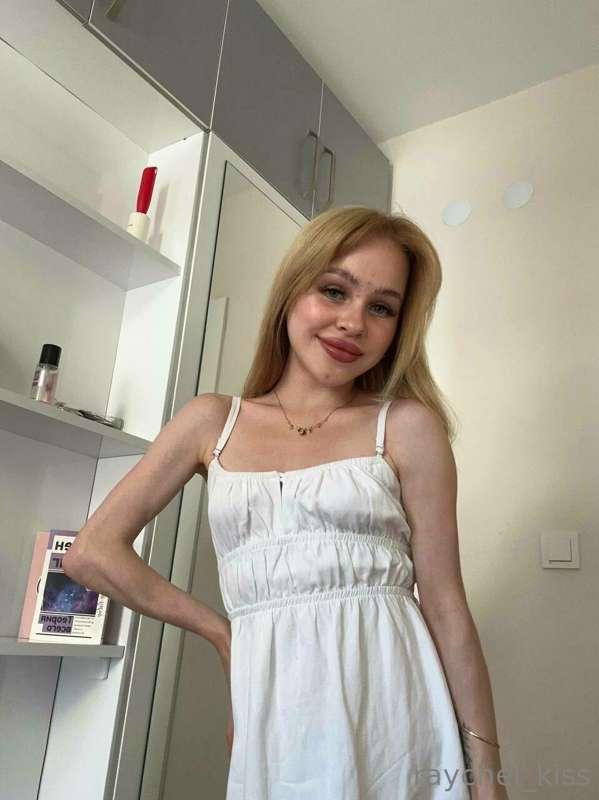 daddy do u like my outfit?😋